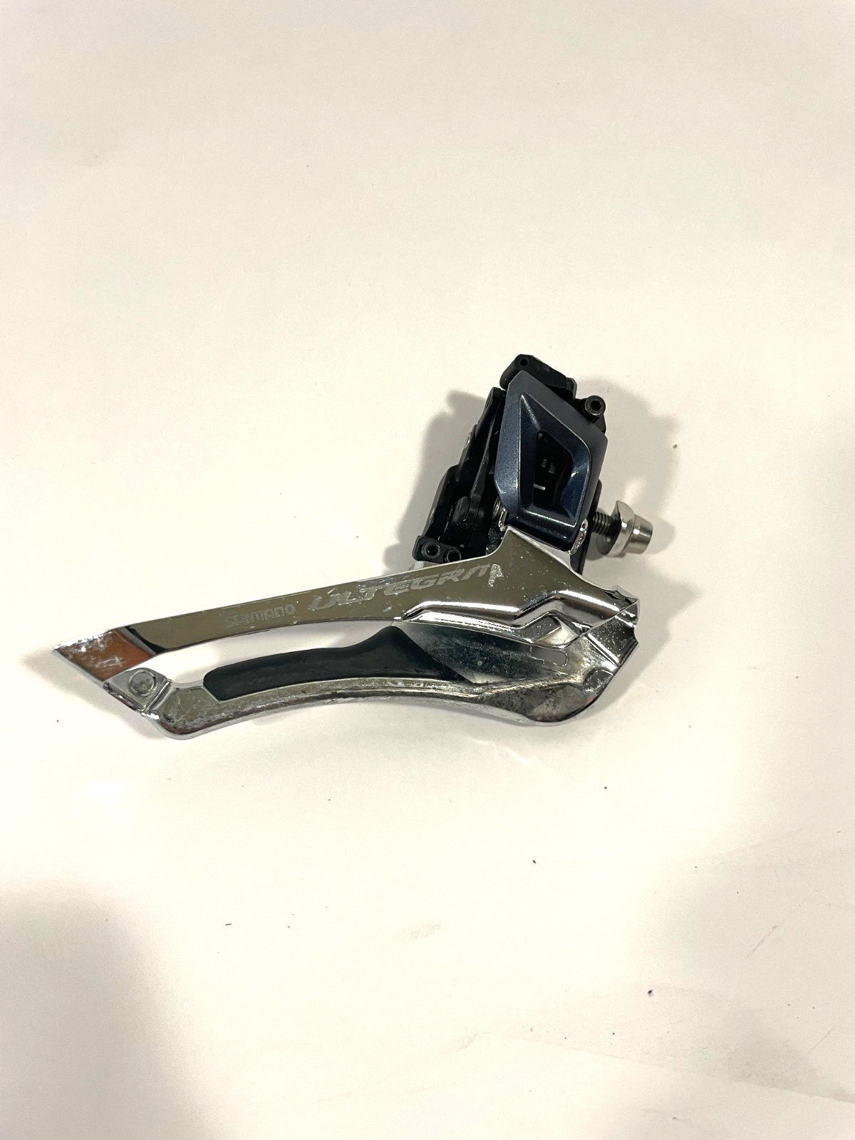 Shimano Ultegra FD-R8000 Road Front Derailleur Braze-On 2×11-speed R8kBO