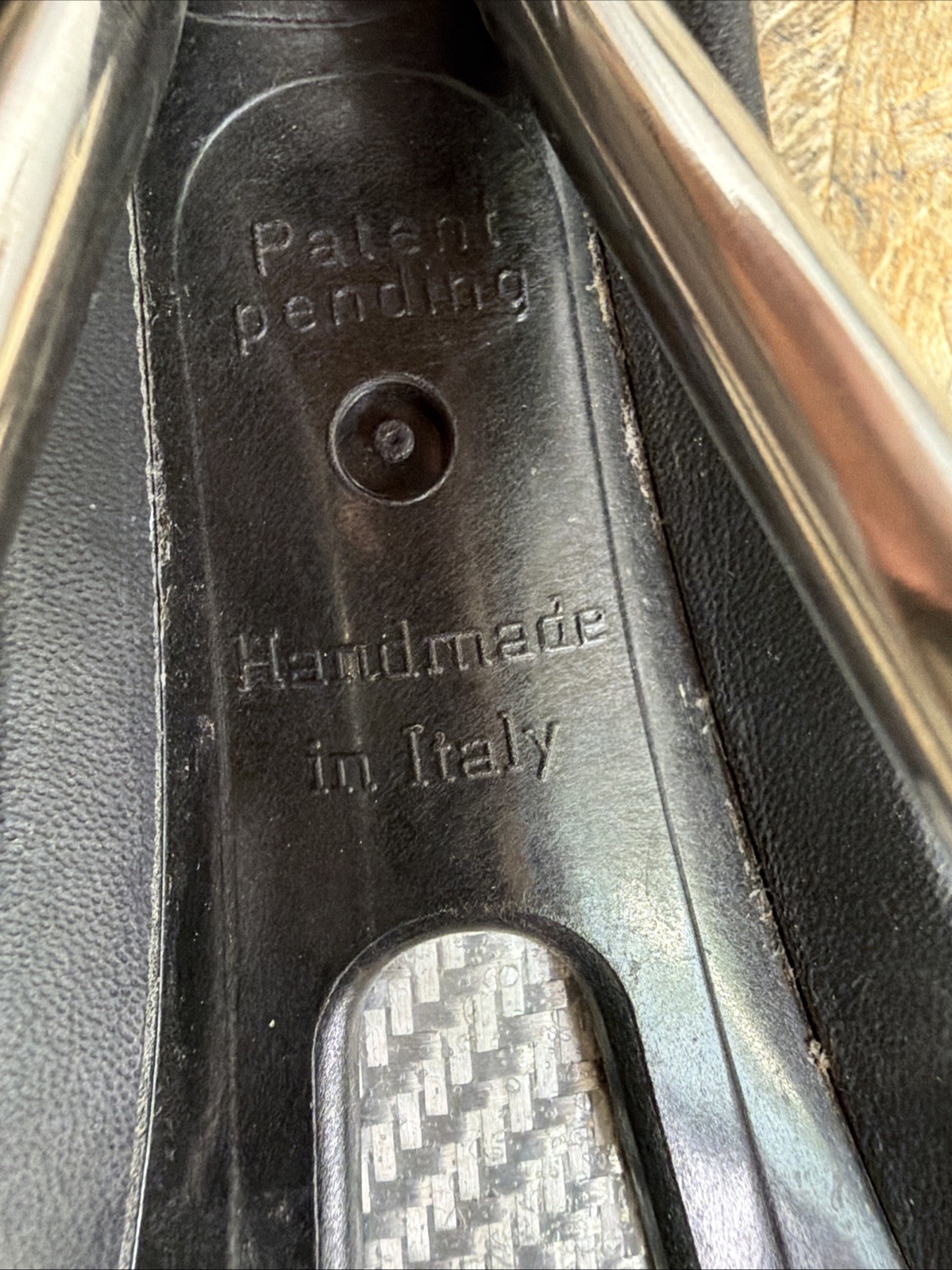 140mm Classic fi’zi:k ALIANTE VSX Black Saddle K:ium Rail Fizik Kium 275g
