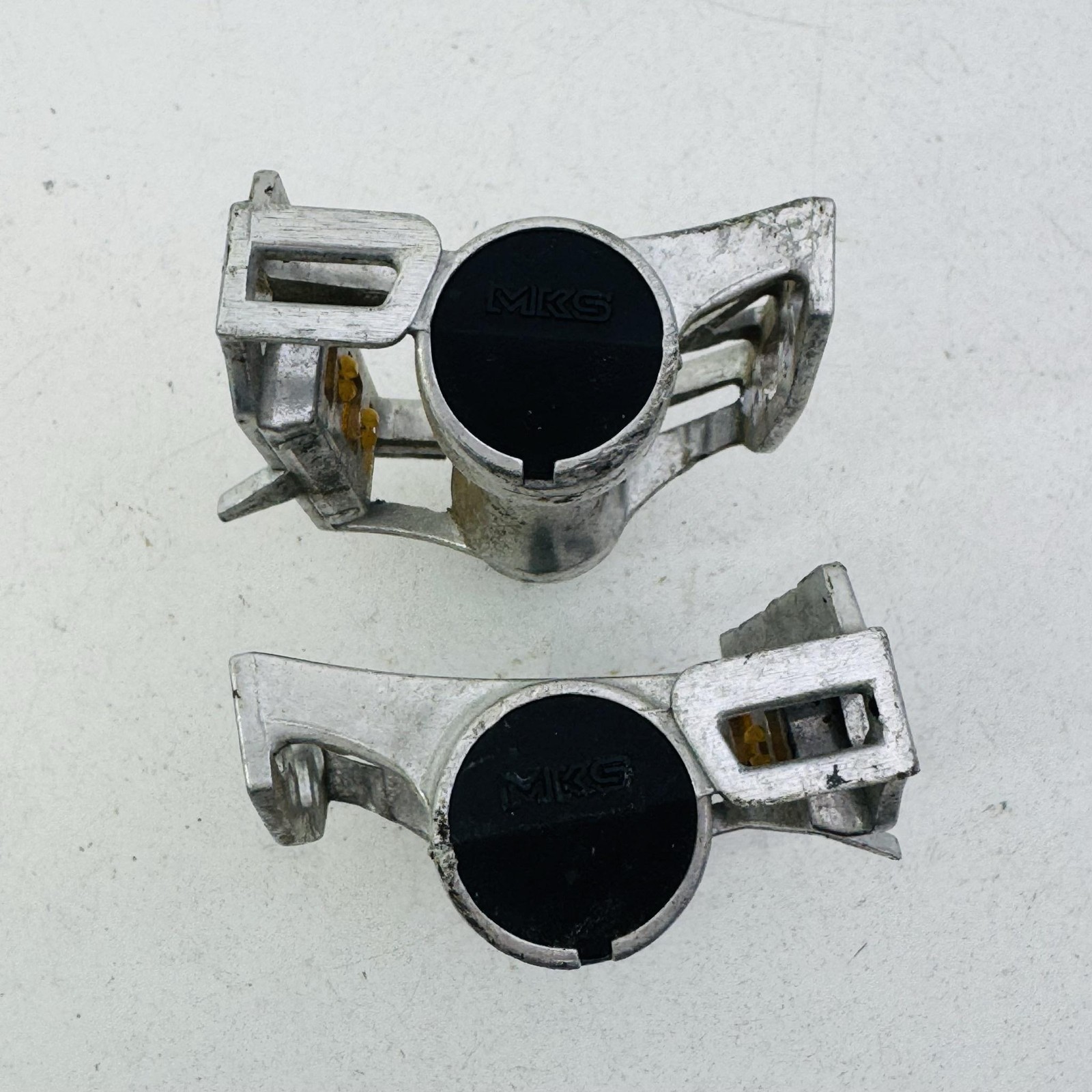 Vintage MKS AR-8 Platform Bike Pedals 9/16 In Silver Alloy Reflectors Japan A42