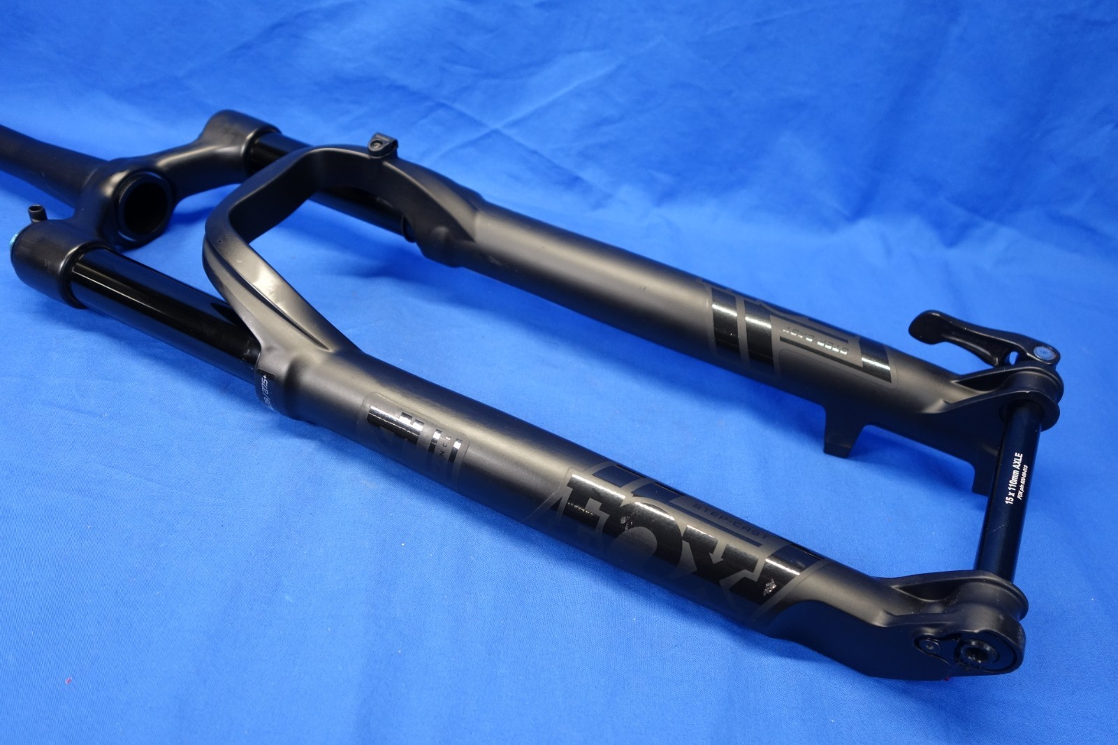 Fox Float 34 Grip Performance Series 29″ 120mm Travel Fork, Boost, 44mm OS