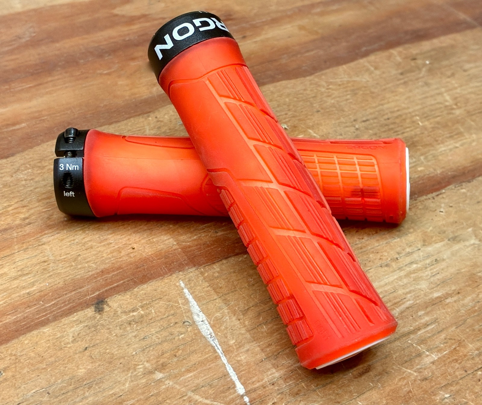 New Ergon GE1 Evo Factory Frozen Orange Ergonomic Lock-On Grips Made in Germany