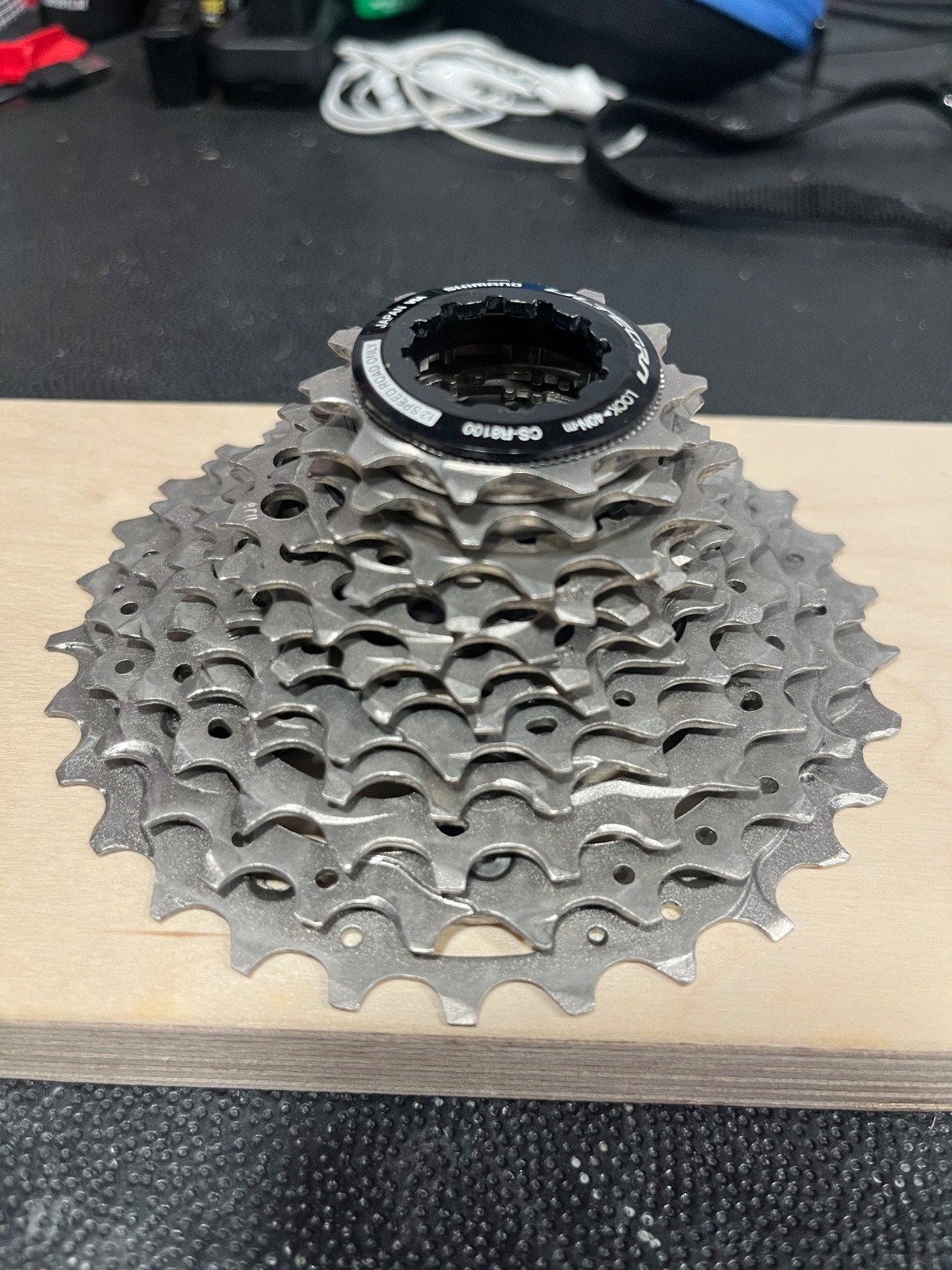 Shimano Ultegra CS-R8100 R8101 Hyperglide+ Cassette 12-Speed 11X30