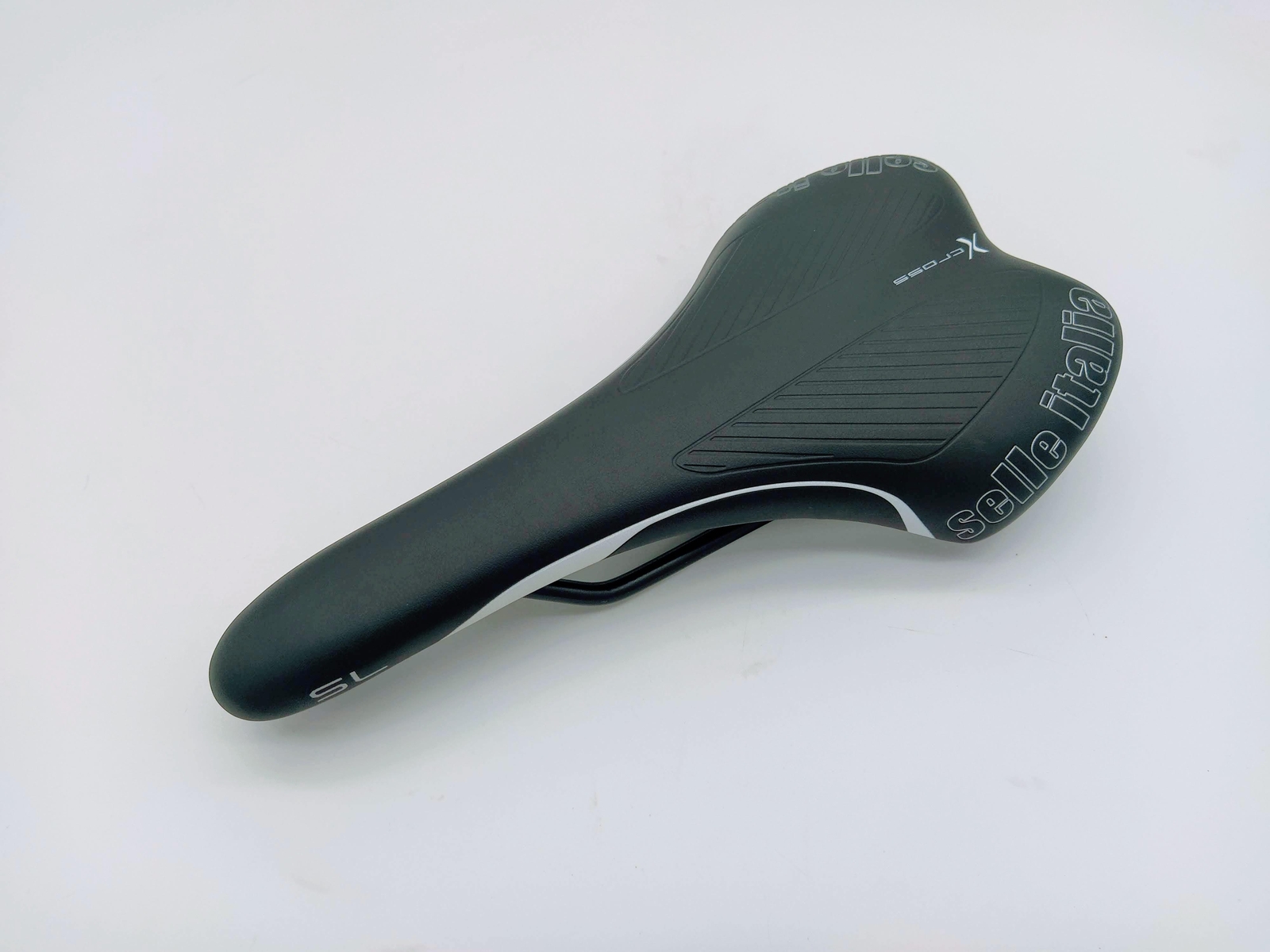Selle Italia SL X-Cross Saddle with FEC ALLOY Rails 301g W *131 x L*275