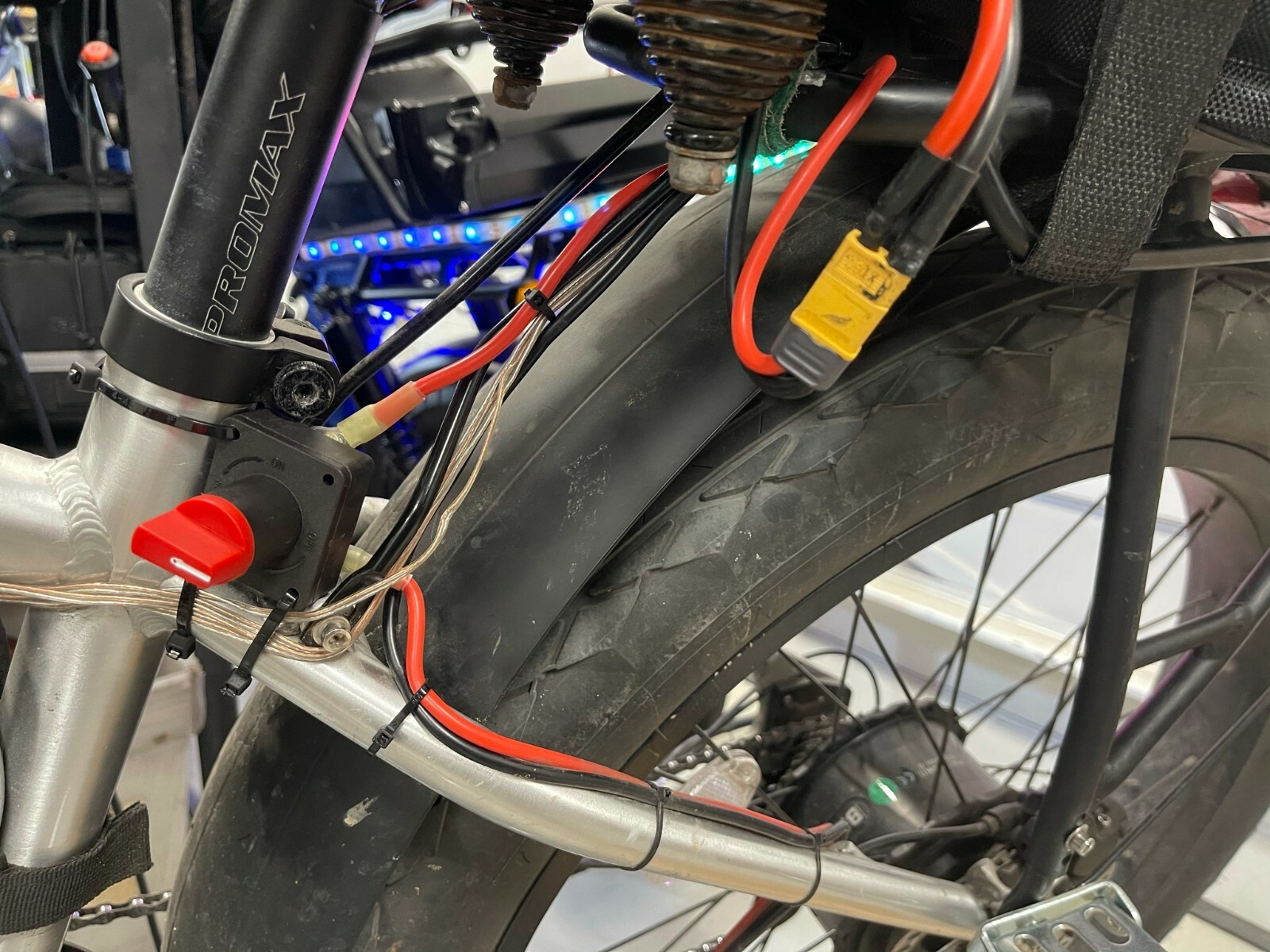 Juiced bikes DIY dual battery ebike kit for RipCurrent S CrossCurrent SWITCH