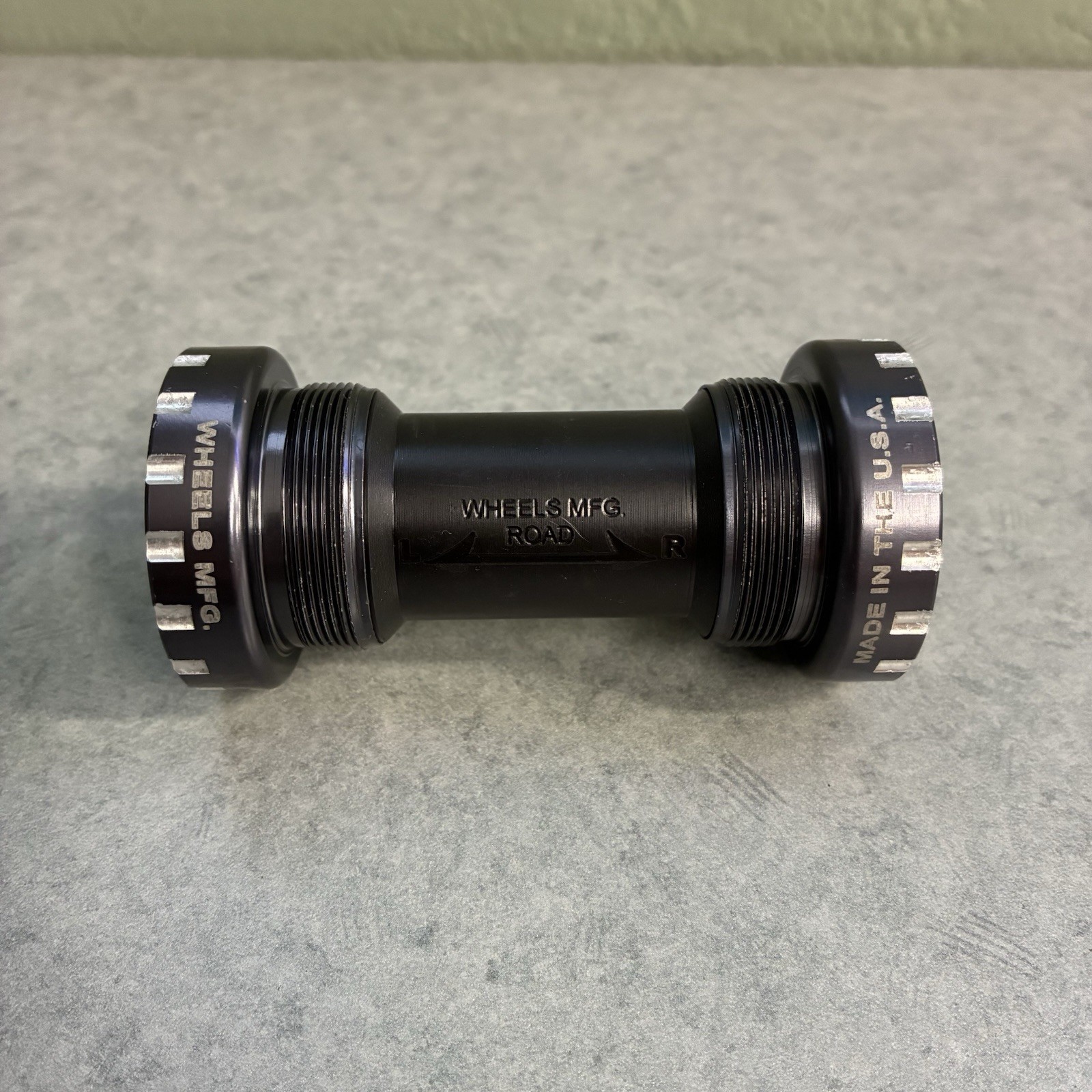 Wheels Manufacturing English Threaded Road BB for 24mm Cranks (Shimano) 68mm