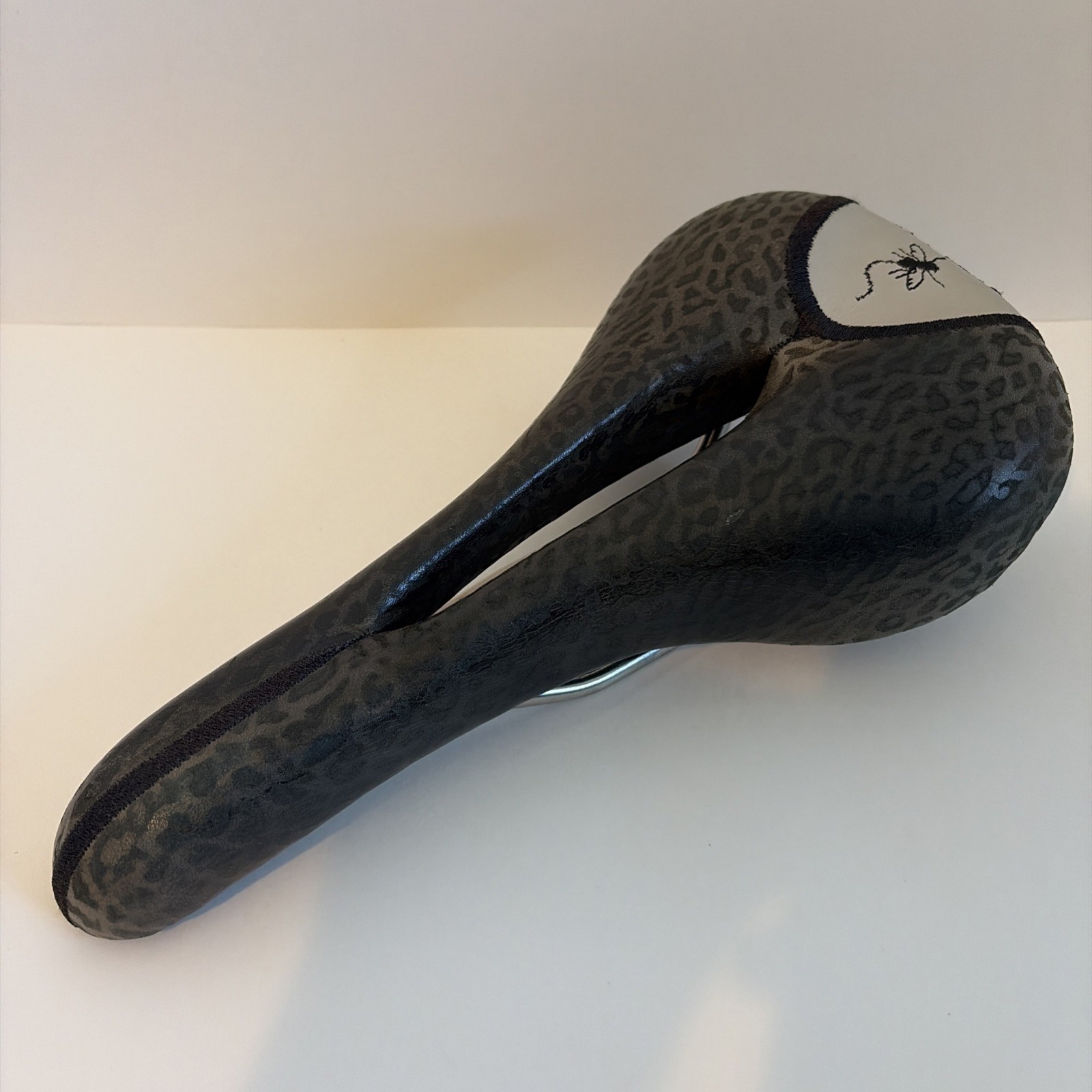 TERRY FLY X BUZZ-OFF LEATHER TITANIUM BICYCLE SEAT SADDLE 280 MM X 138 MM CLEAN