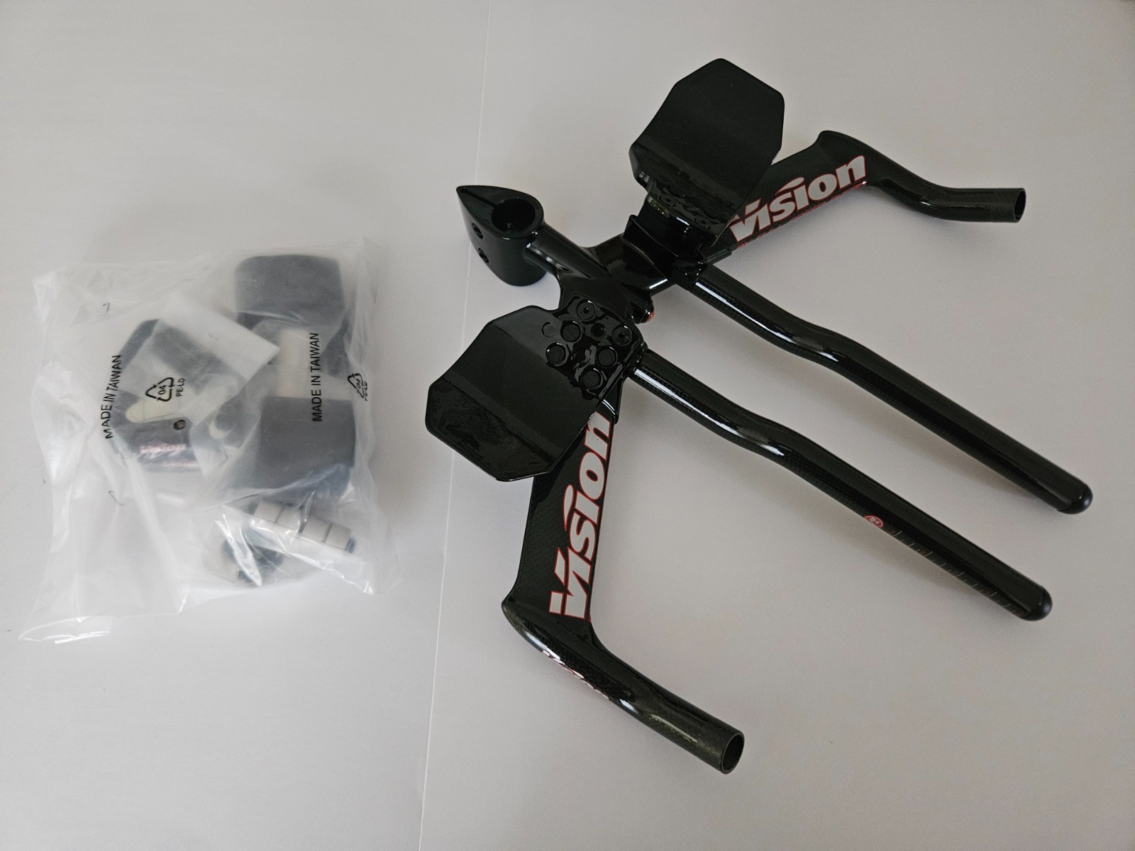 NOS FSA Vision Trimax Integrated Aero Bar 1-1/8″ x 41cm Carbon Fiber R Bend