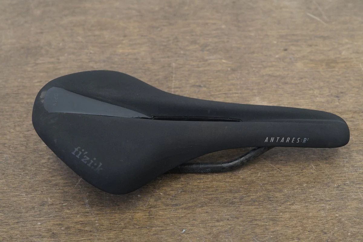 145mm (Regular) Fizik Antares R1 Carbon Rail Road Saddle 183g
