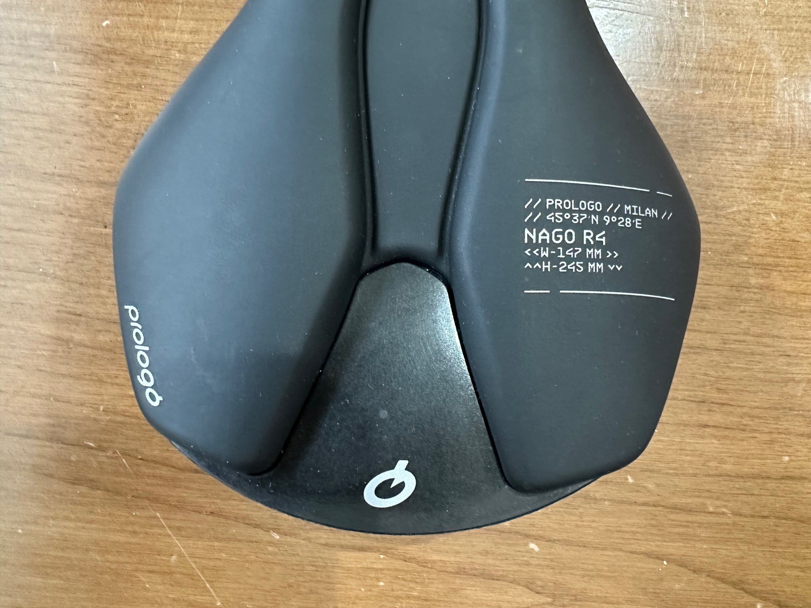 Prologo Nago R4 245 x 147 mm NACK Road Cycling Saddle Carbon Rails
