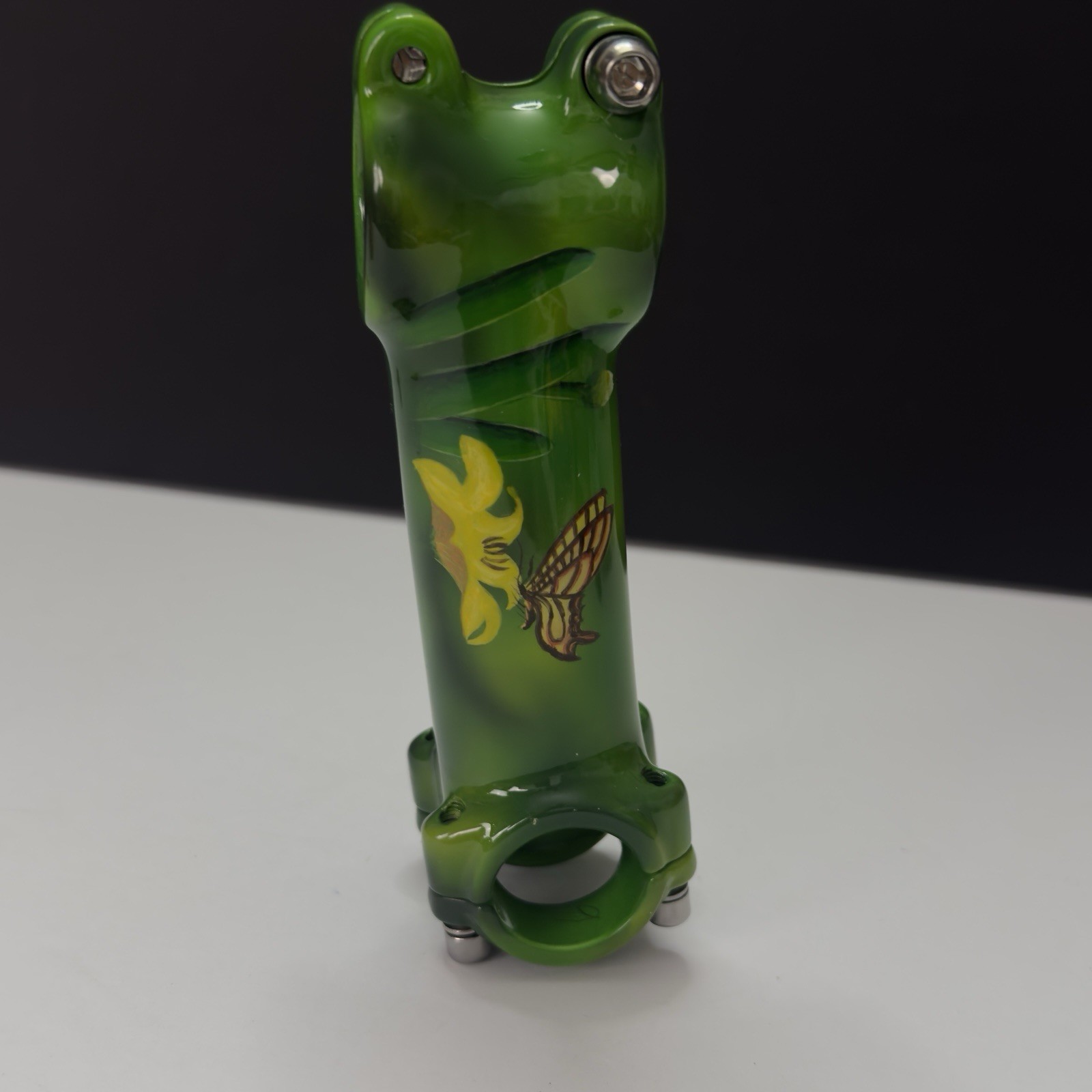 Vintage ITM Forged Lite Luxe stem 110mm Green Hand Painted Butterfly Gilt Wood B