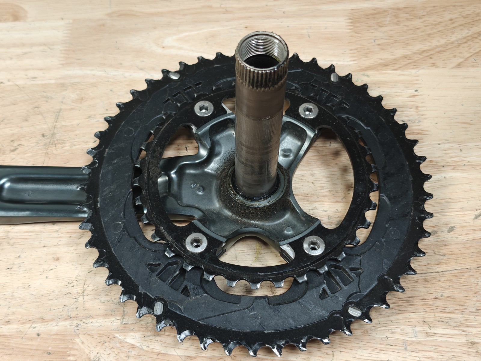 Shimano Tiagra FC-4700 Crankset 10-Speed 165mm 10S 50/34 T Gray