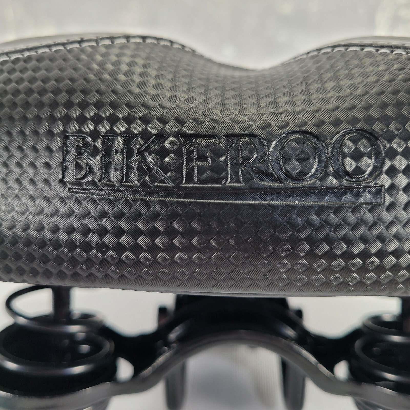 Bikeroo Oversize Black Universal Fit Bike Wide Saddle Seat Unisex Adult NEW