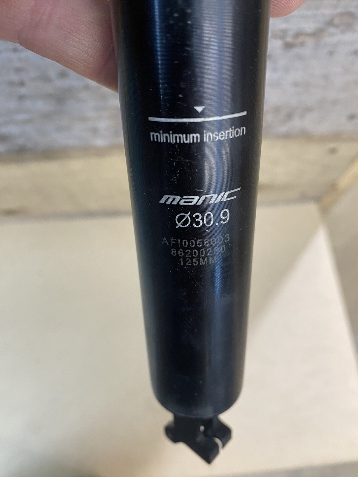 X-fusion Manic Dropper Seatpost 30.9mm 125mm travel FOR PARTS ONLY