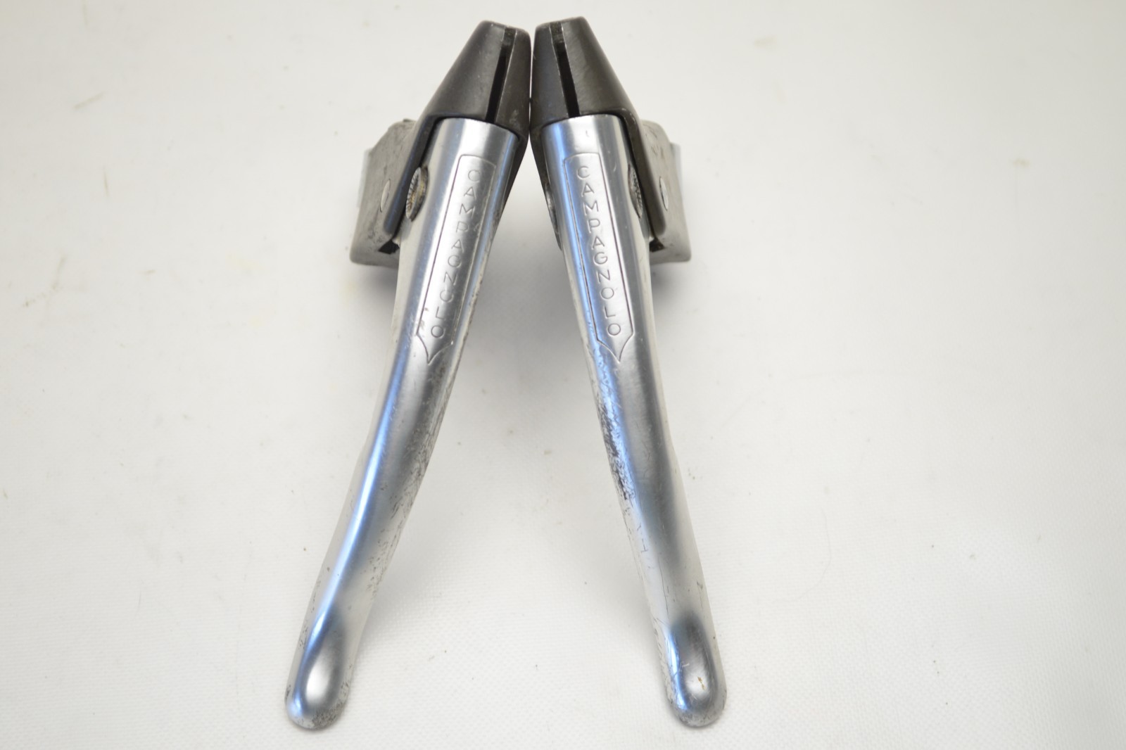 CAMPAGNOLO RECORD NON-AERO BICYCLE DROP BAR BRAKE LEVERS 23.8 MM