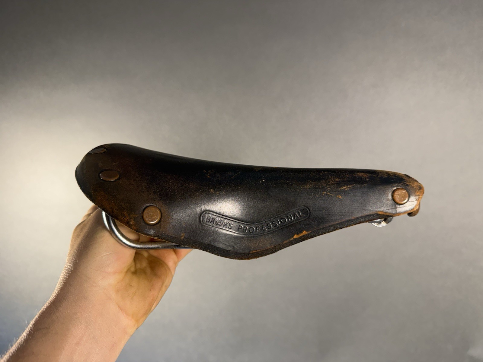 Vintage 70’s 80’s Brooks Precessional Small Brass Rivet Leather Saddle.