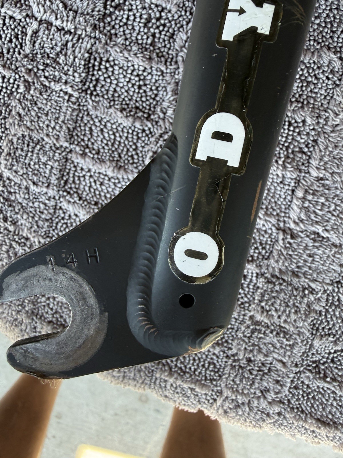 Odyssey R32 Forks With Compression Bolt