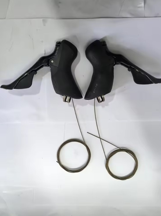SHIMANO Dura-Ace ST-R9100 Rim Brake Shifters 2×11 Speed Dual Control Lever