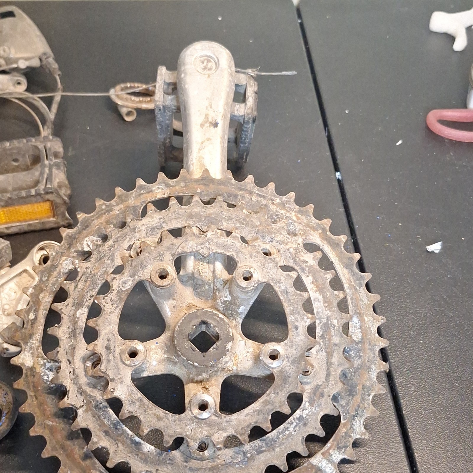 Vintage Giant Bicycle Parts Lot – Great for Restoration or Project