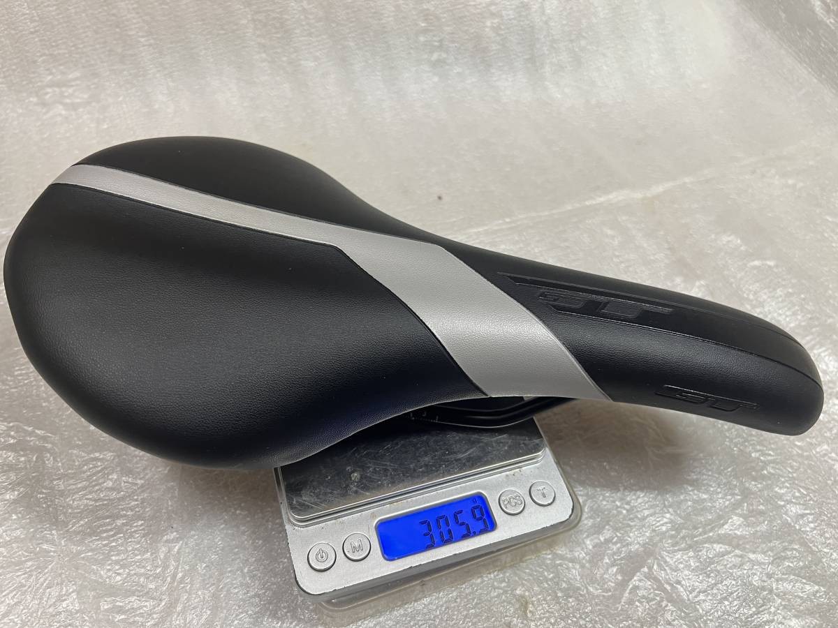GT Bike Saddle Cr-Mo Hollow Rails 290x138mm 305g MTB Road Gravel Black Seat NEW