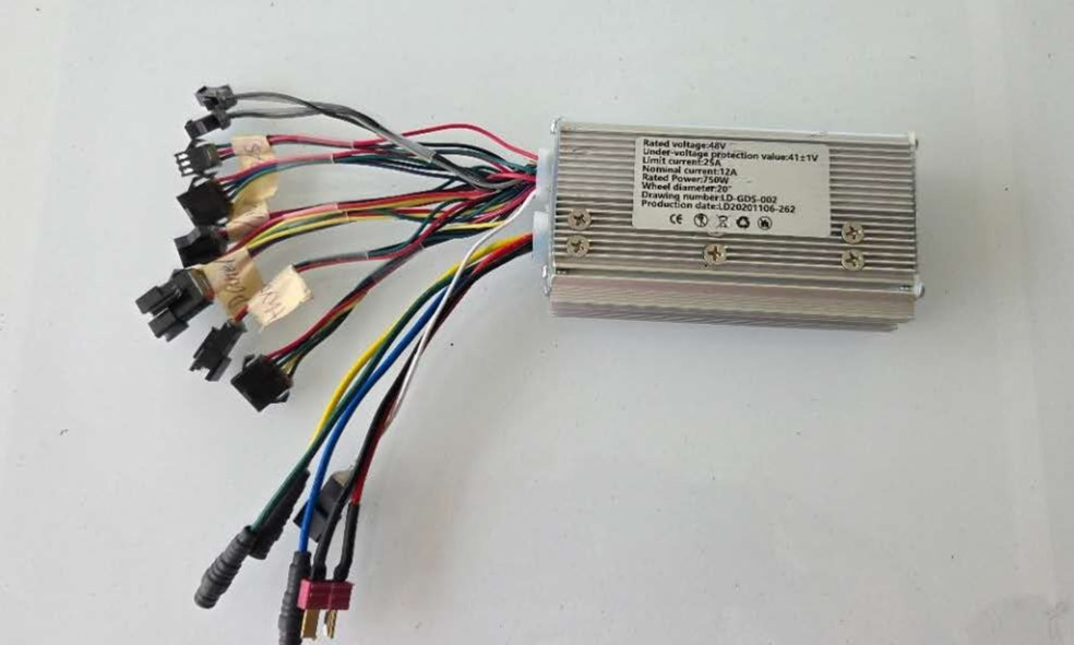 Bafang 8fun 48v 25a 750w SM plugs controller