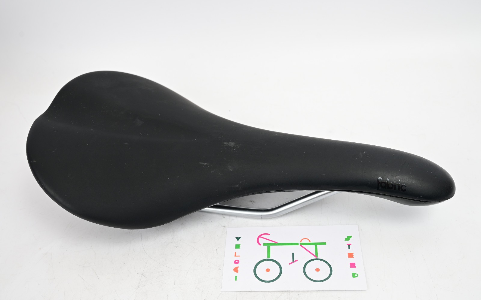 Fabric Scoop Shallow Bike Saddle Black Road Gravel MTB Seat 138mm