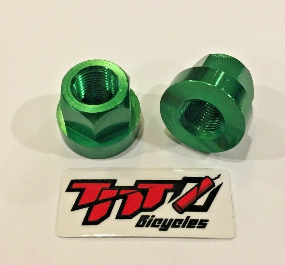 TNT BICYCLES – ALUMINUM AXLE NUTS – 3/8″ x 26tpi – SOLD AS PAIR (2pcs)