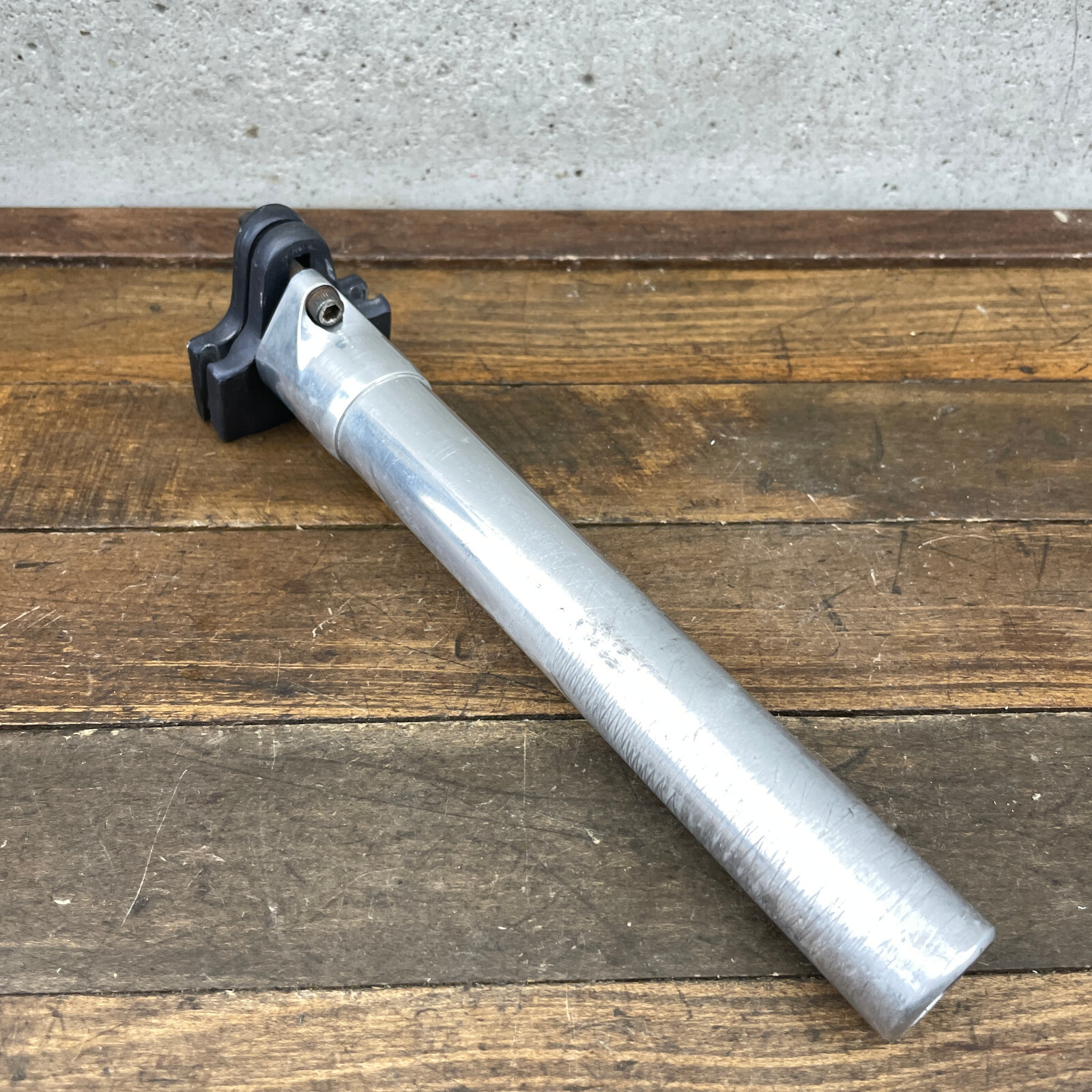 Vintage Weyless Seatpost 27.2 mm 220 mm Mountain ATB Road Micro adjust 2 Bolt