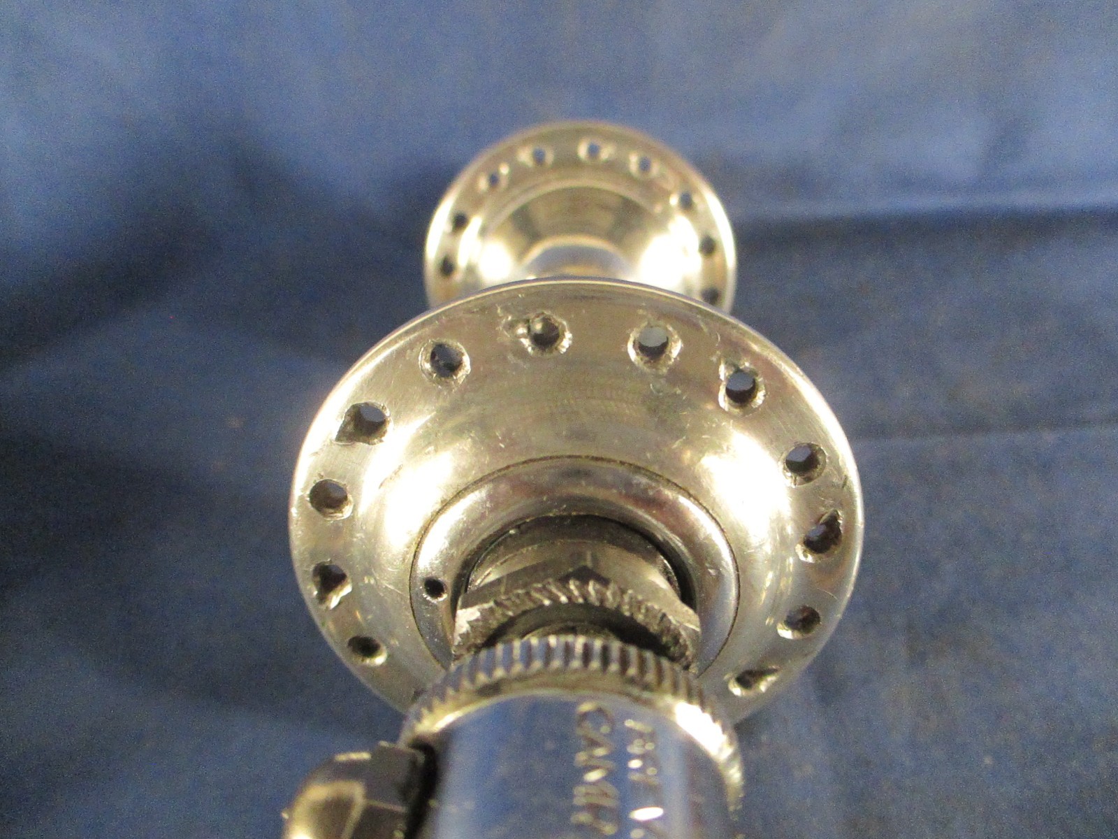 Campy smooth bearings O’hauled Campagnolo Nuovo era Record front hub w Q/R, 32 H