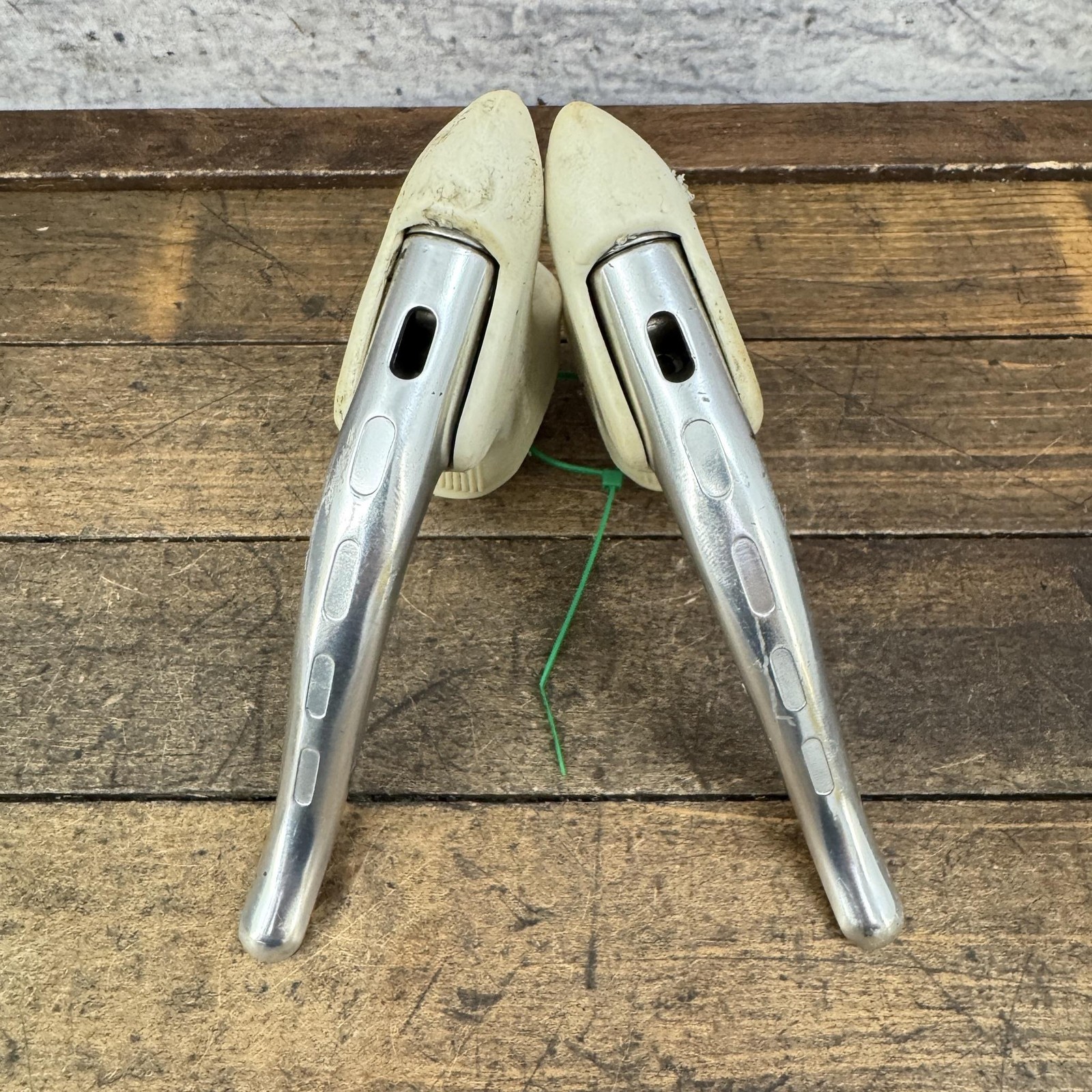 Vintage Dia-Compe Brake Levers Pair White Hoods 23.8mm Drop Bar Road Aero Japan