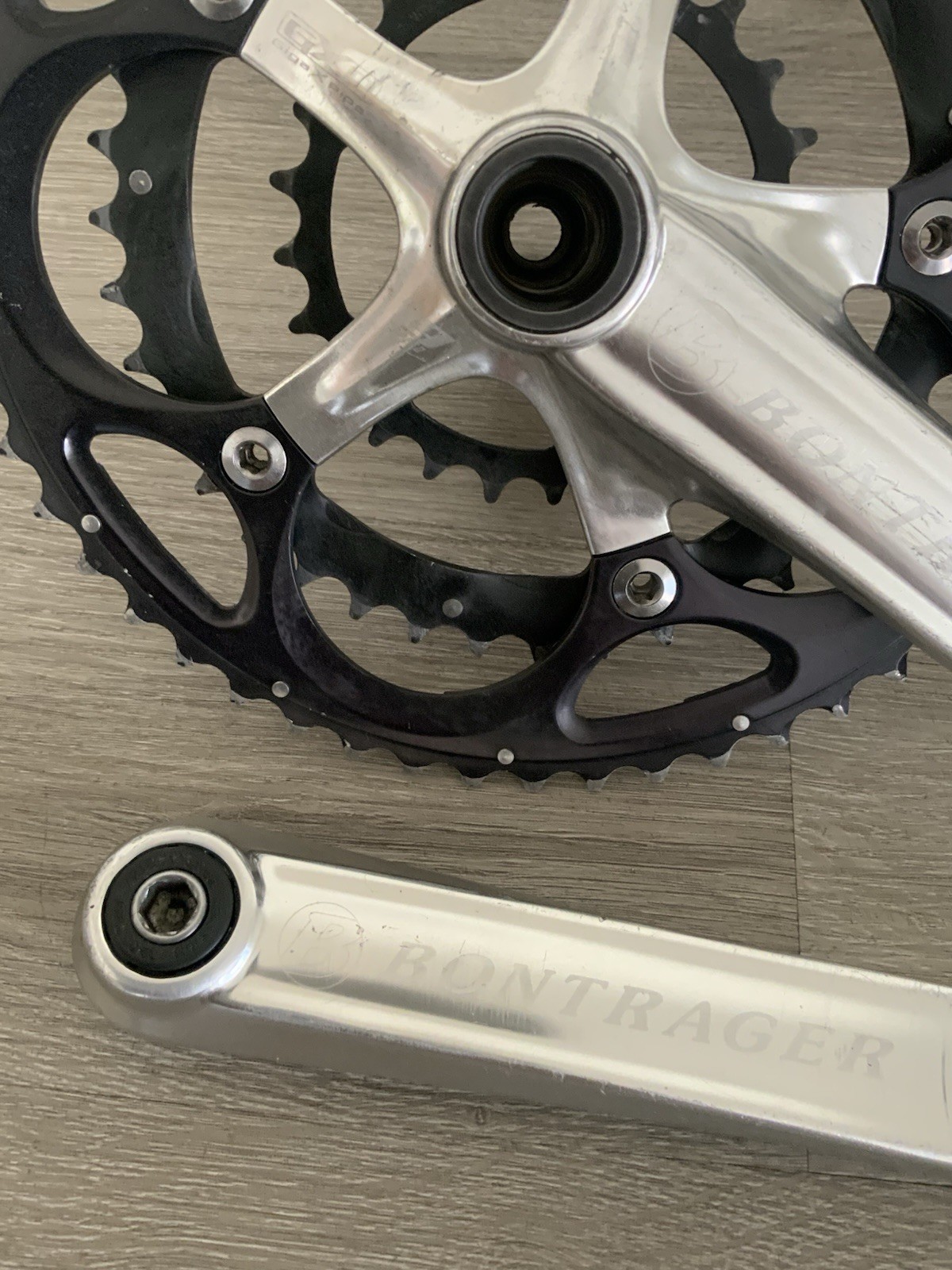 BONTRAGER CRANKSET TRIPLE 24-39-52 TOOTH 10 OR 9 SPEED 170 MM ARMS GXP