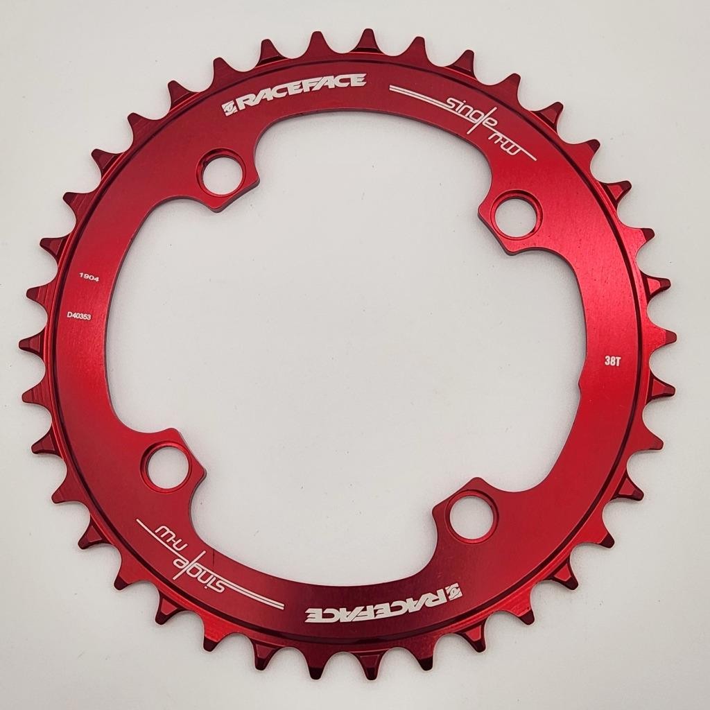 RaceFace Narrow Wide 104mm BCD 38-Tooth Bicycle Chainring Red NO PACKAGING
