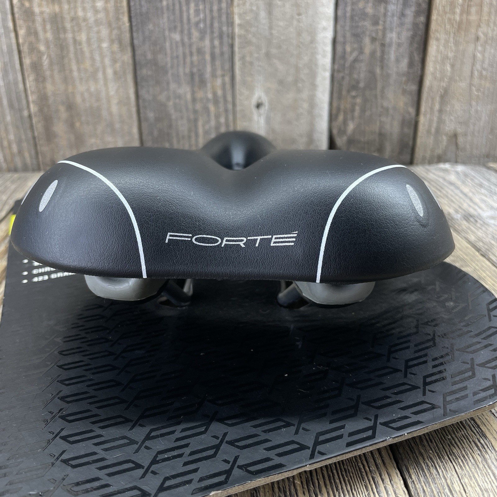 FORTE Softail Mens Comfort Bicycle Seat Saddle Soft Padded Black Chromoly Rails