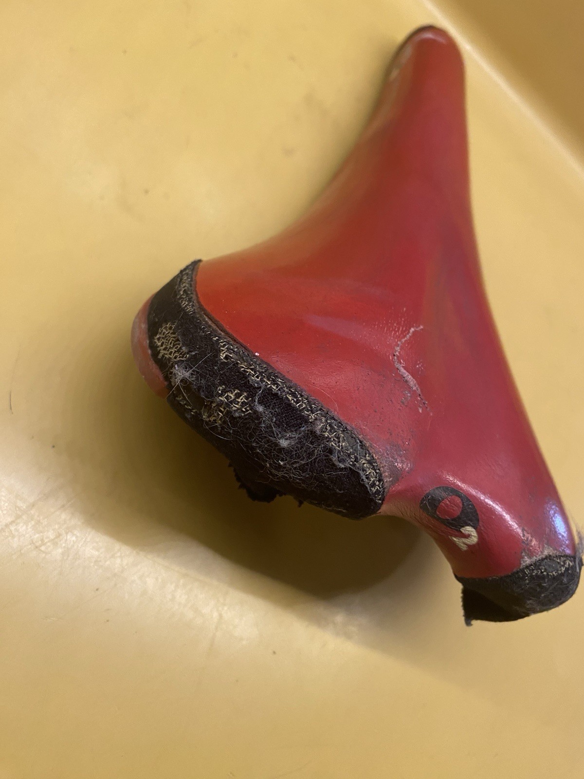 Red Avocet O2 Air 270mm x 145mm Titanium Rail Saddle