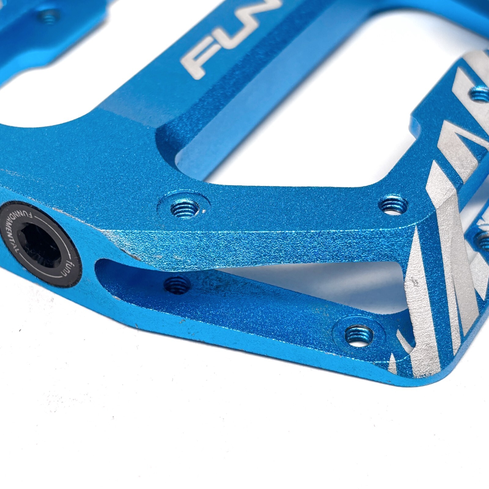 Funn Funndamental Flat MTB Pedal Set,9/16-inch CrMo Axle (Turquoise)- Used