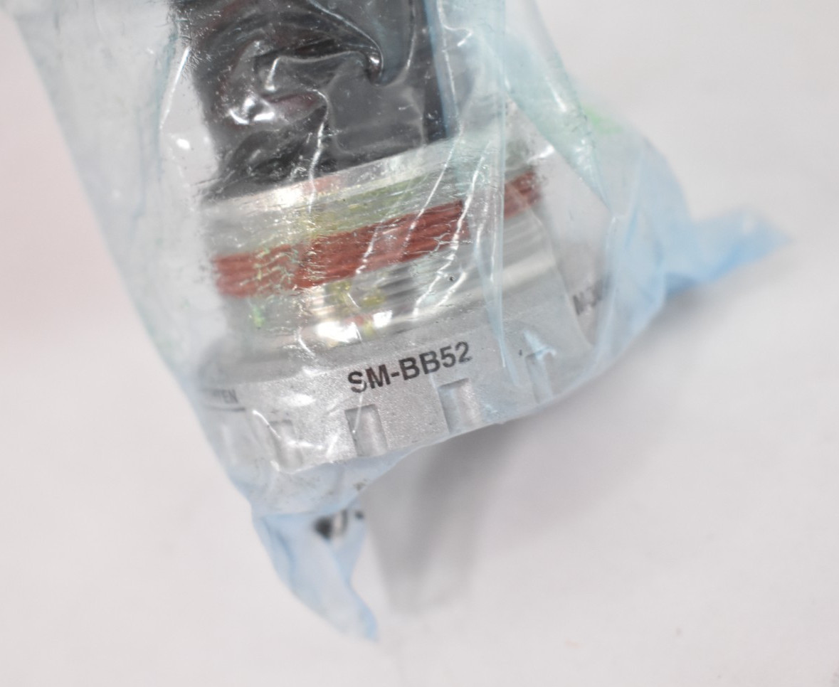 Shimano SM-BB52-D Bottom Bracket English Hollowtech II Silver Aluminum Unit