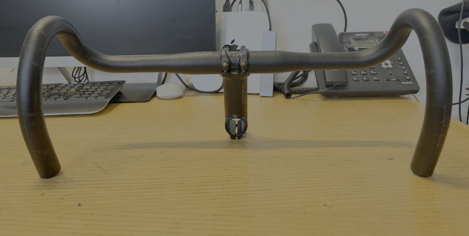 C4 Aluminum Handlebar (44cm) + Bike Stem