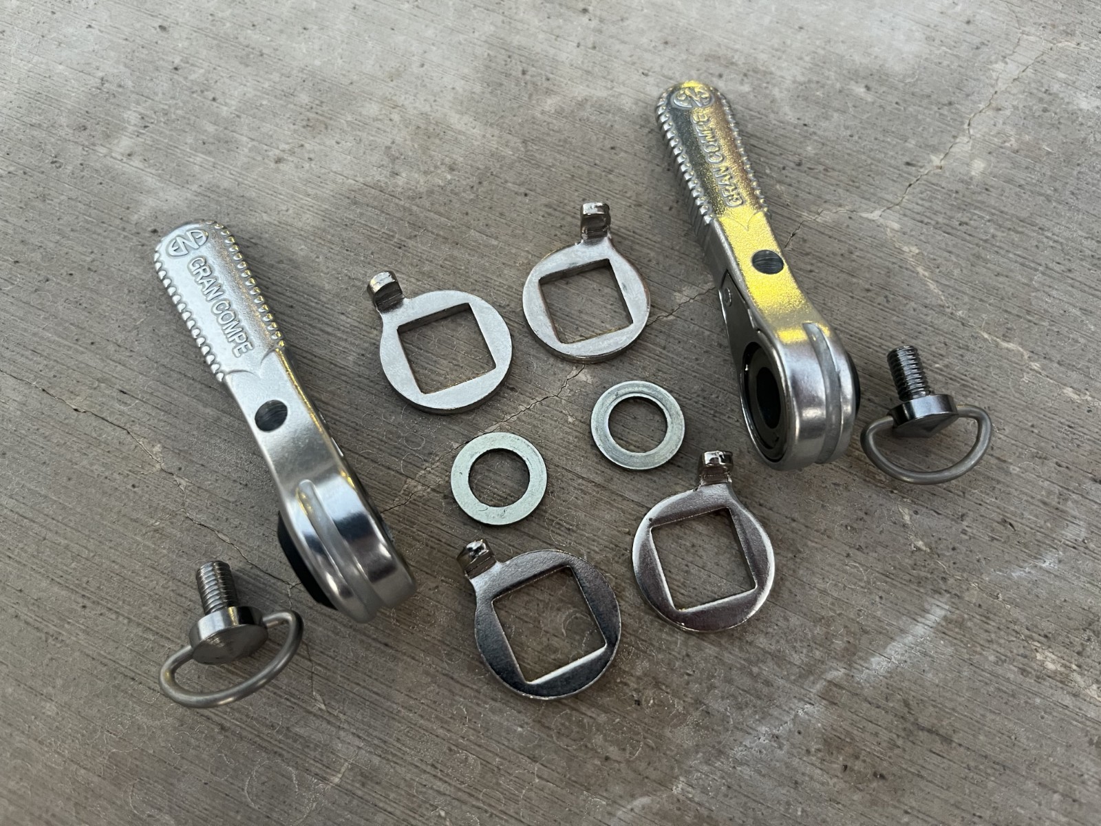Dia-Compe ENE Ciclo Ratcheting Friction Downtube Shifters | Made in Taiwan