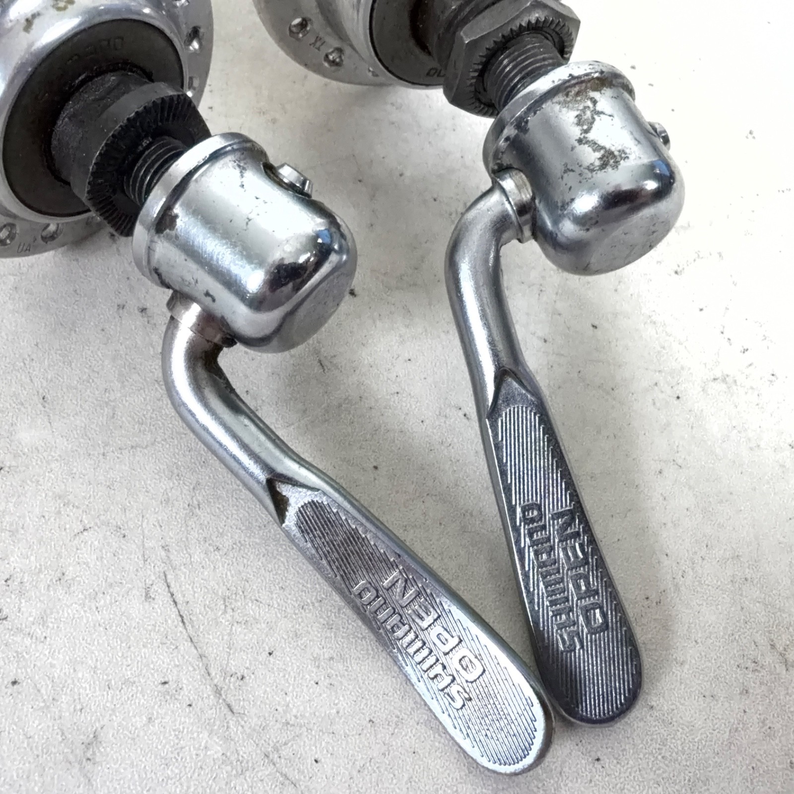 Shimano Vintage RX100 HB-A550 / FH-A551 32/32h Hub Set F/R 8-10 Speed Hyperglide