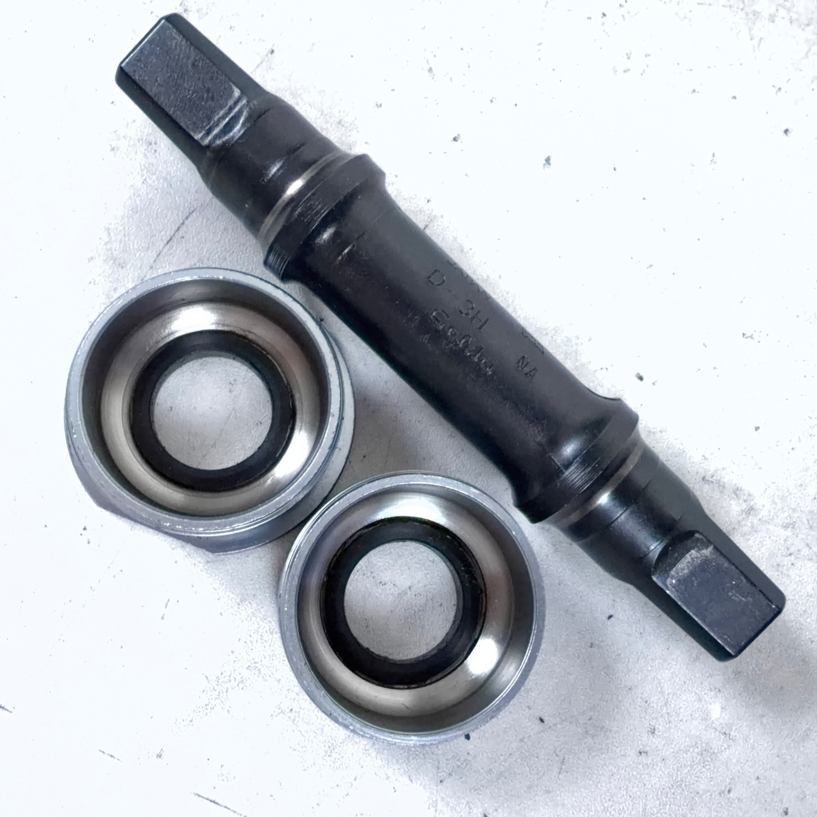 Shimano Vintage Square Taper Bottom Bracket 68-113mm English Threaded CR-MO