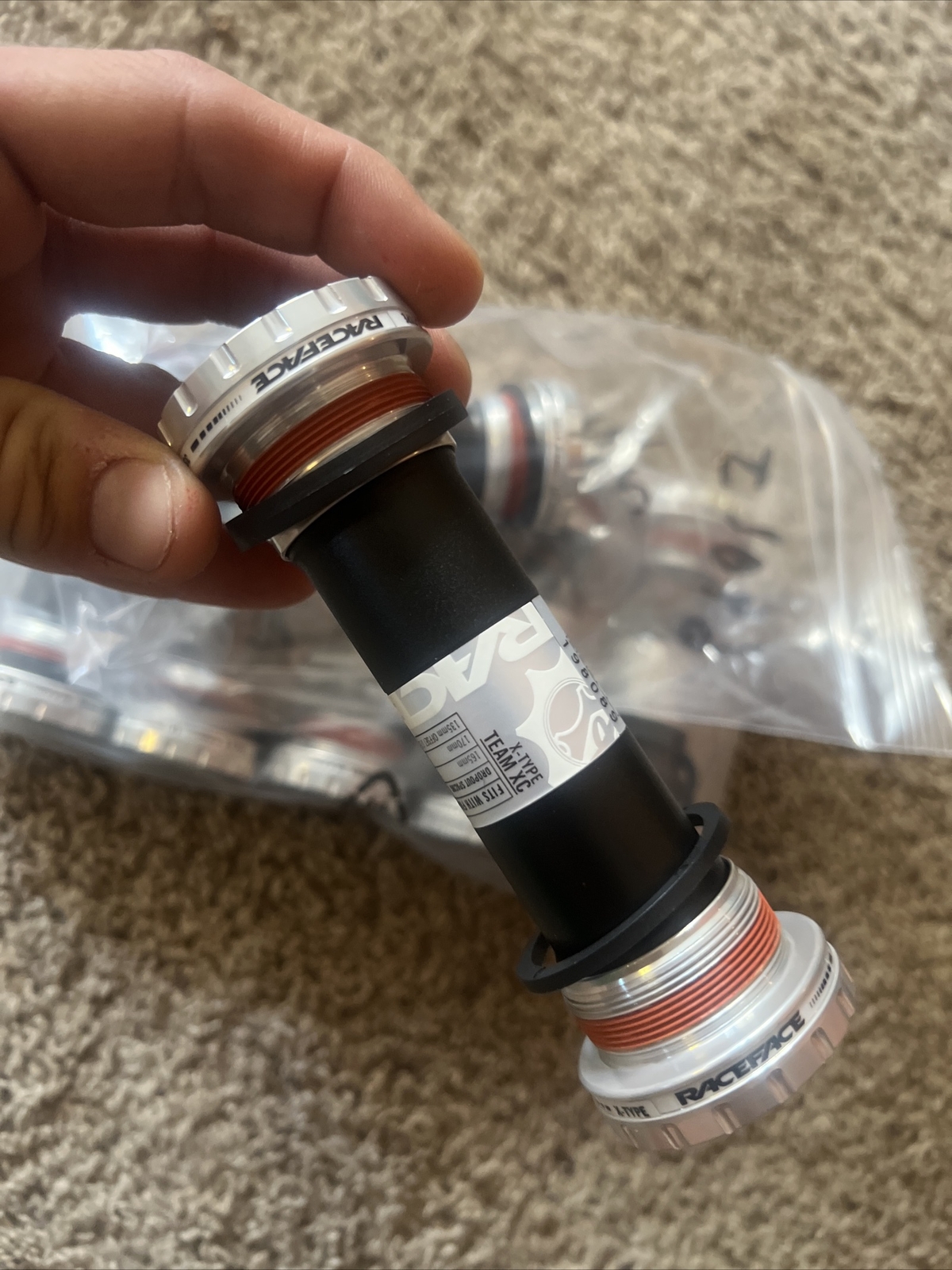 Race Face Team XC X-Type External Bottom Bracket: BSA 68/73mm BB Shell 24mm New