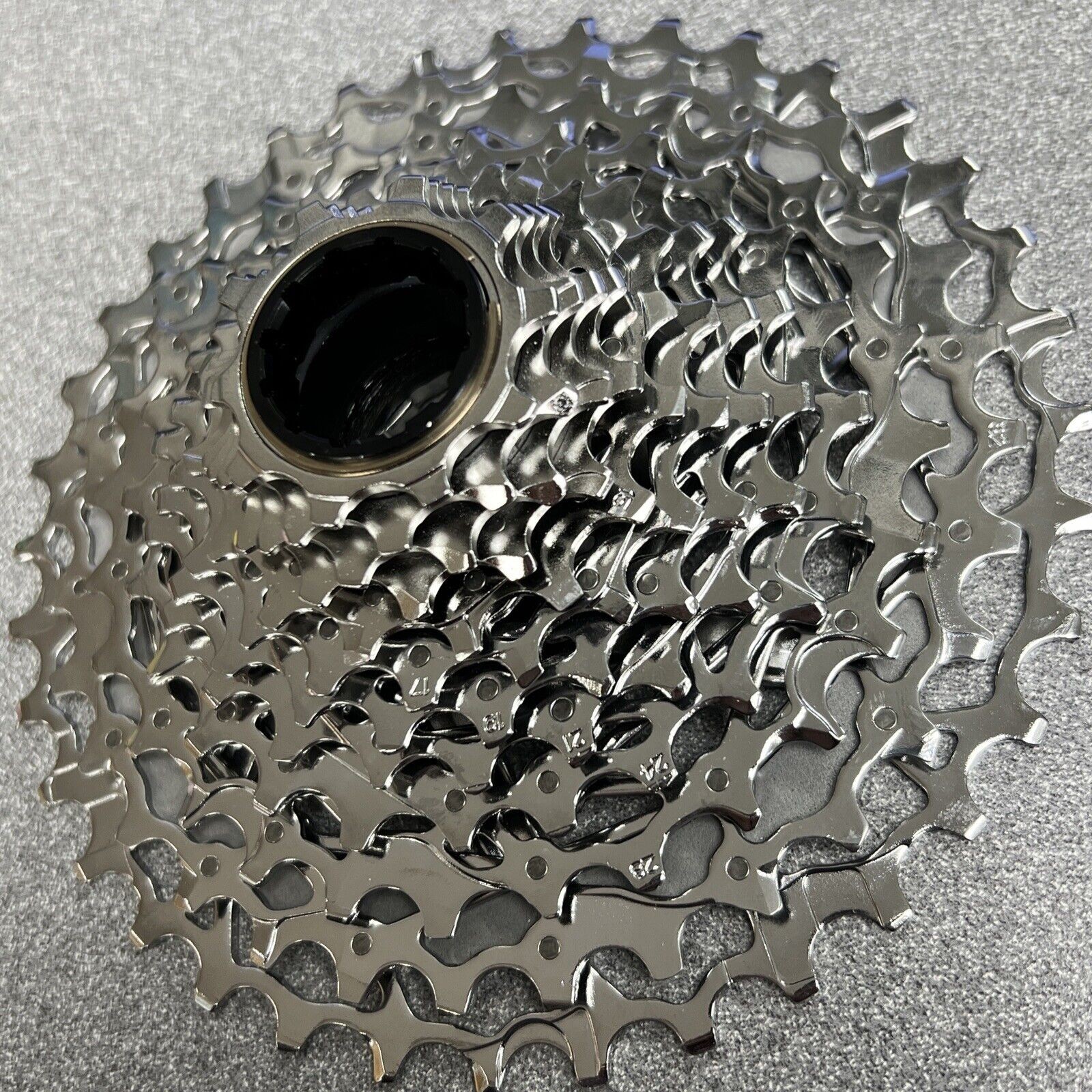 SRAM Rival AXS XG-1250 Cassette – 12-Speed, 10-36t, Silver, For XDR Driver