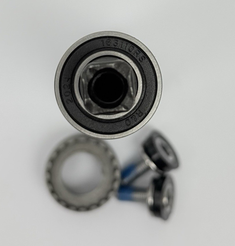 Neco, Tracer Steel Bottom Bracket For 120mm Width Axle And 167mm Length