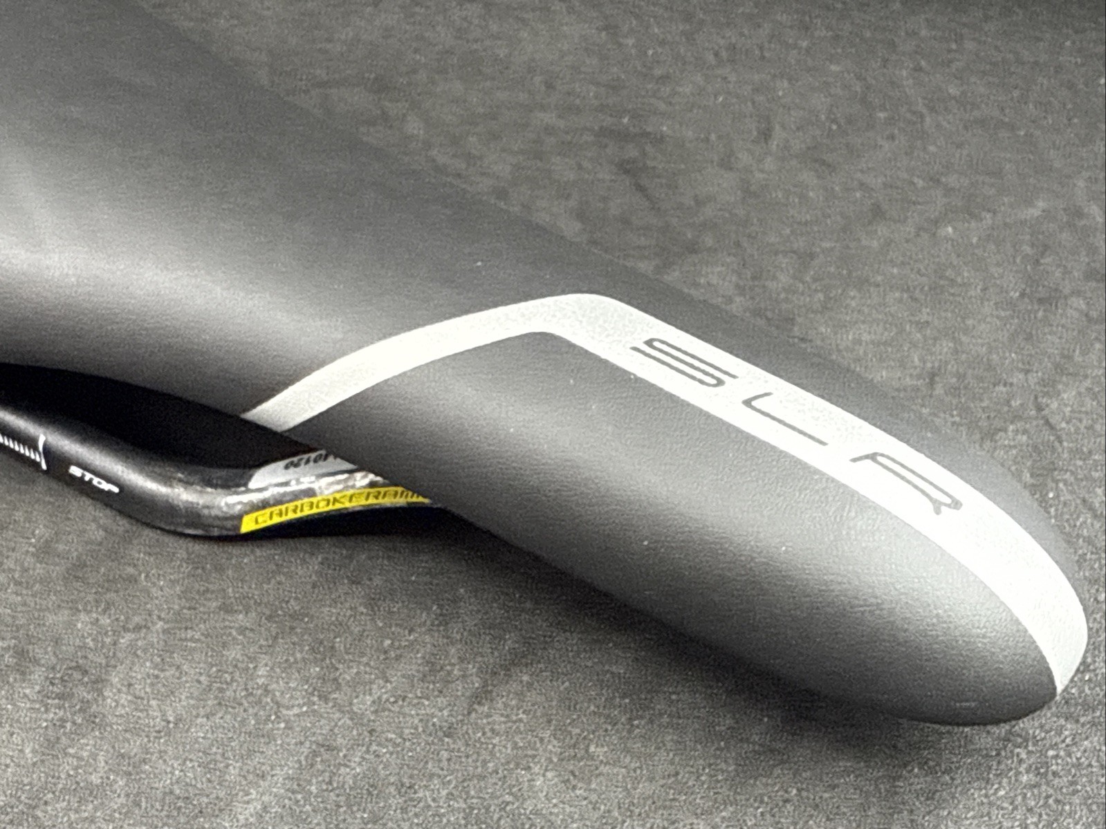 Selle Italia SLR Kit Carbonio Carbon Rail Saddle S1 275mm x 131mm MSRP $380!