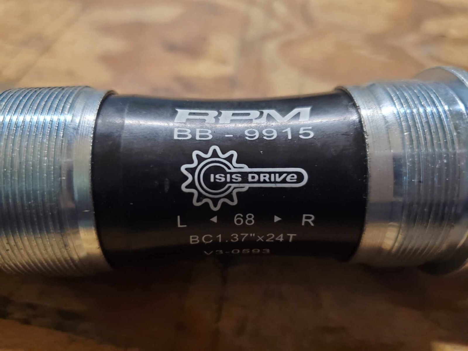 RPM Isis Drive 68 x 128 mm BB-9915 Bottom Bracket