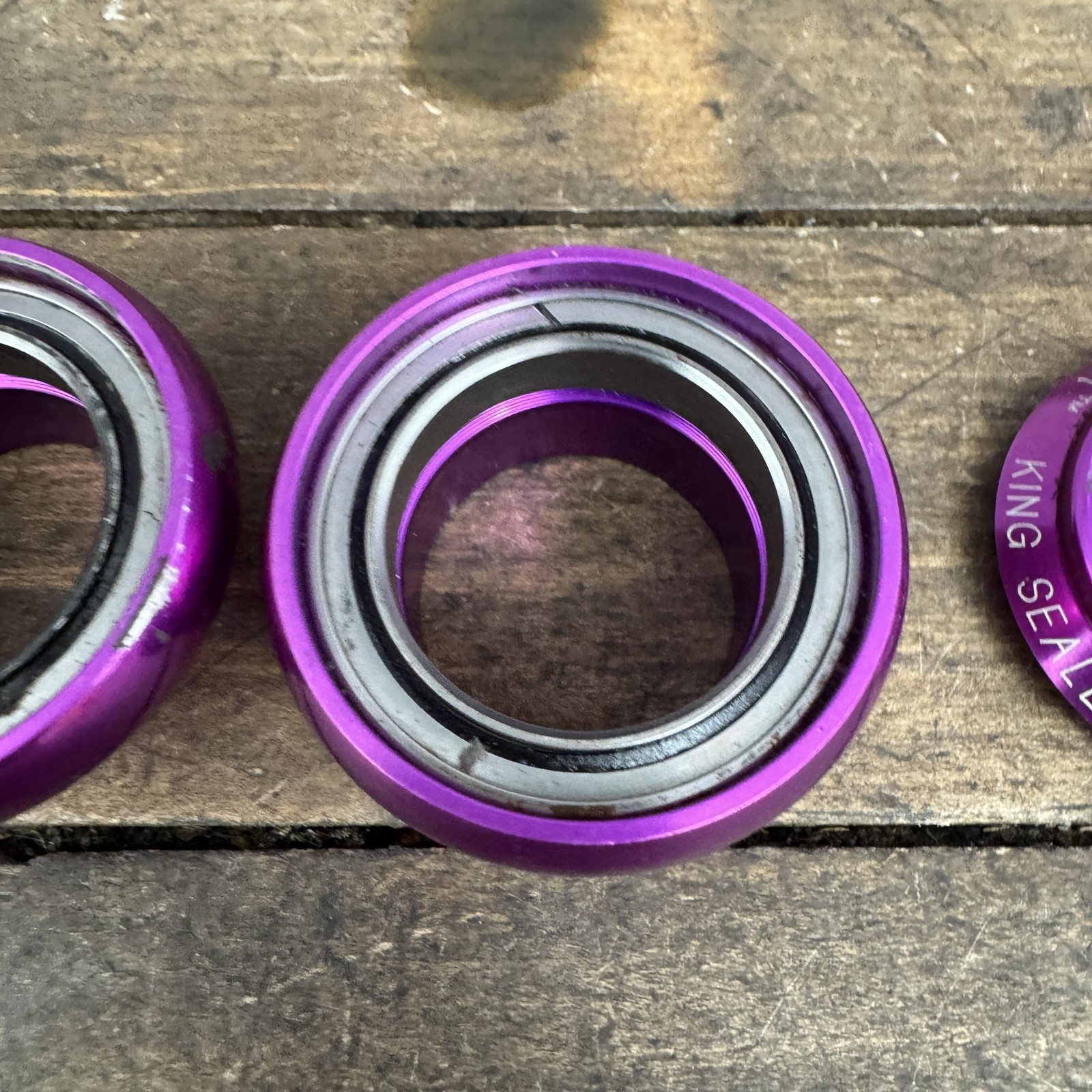 Chris King 1 in Threadless Headset NoThreadSet Purple 1in MTB No Logo Cups 1″