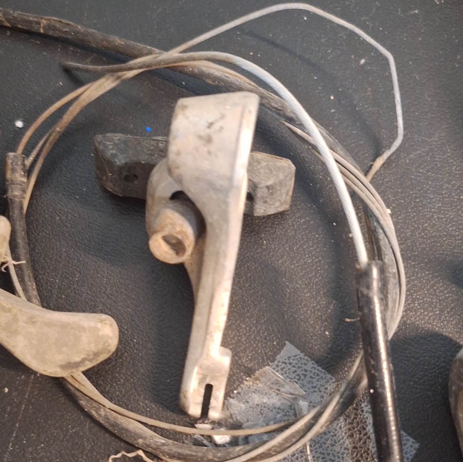 Vintage Giant Bicycle Parts Lot – Great for Restoration or Project