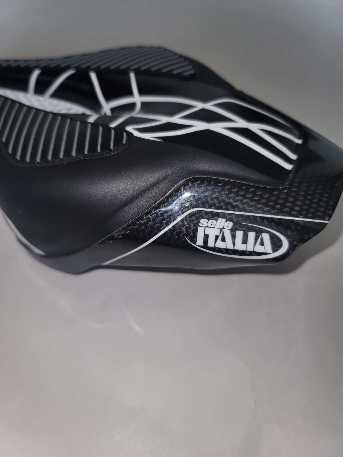 Selle Italia Kronos Time Trial Saddle – Carbon Rods