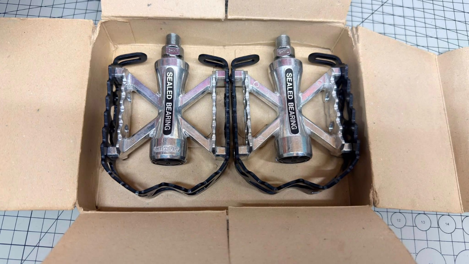 NOS BMX OS MTP 100 sealed bearing Pedal 1/2 Japan gt diamondback red line mx kz