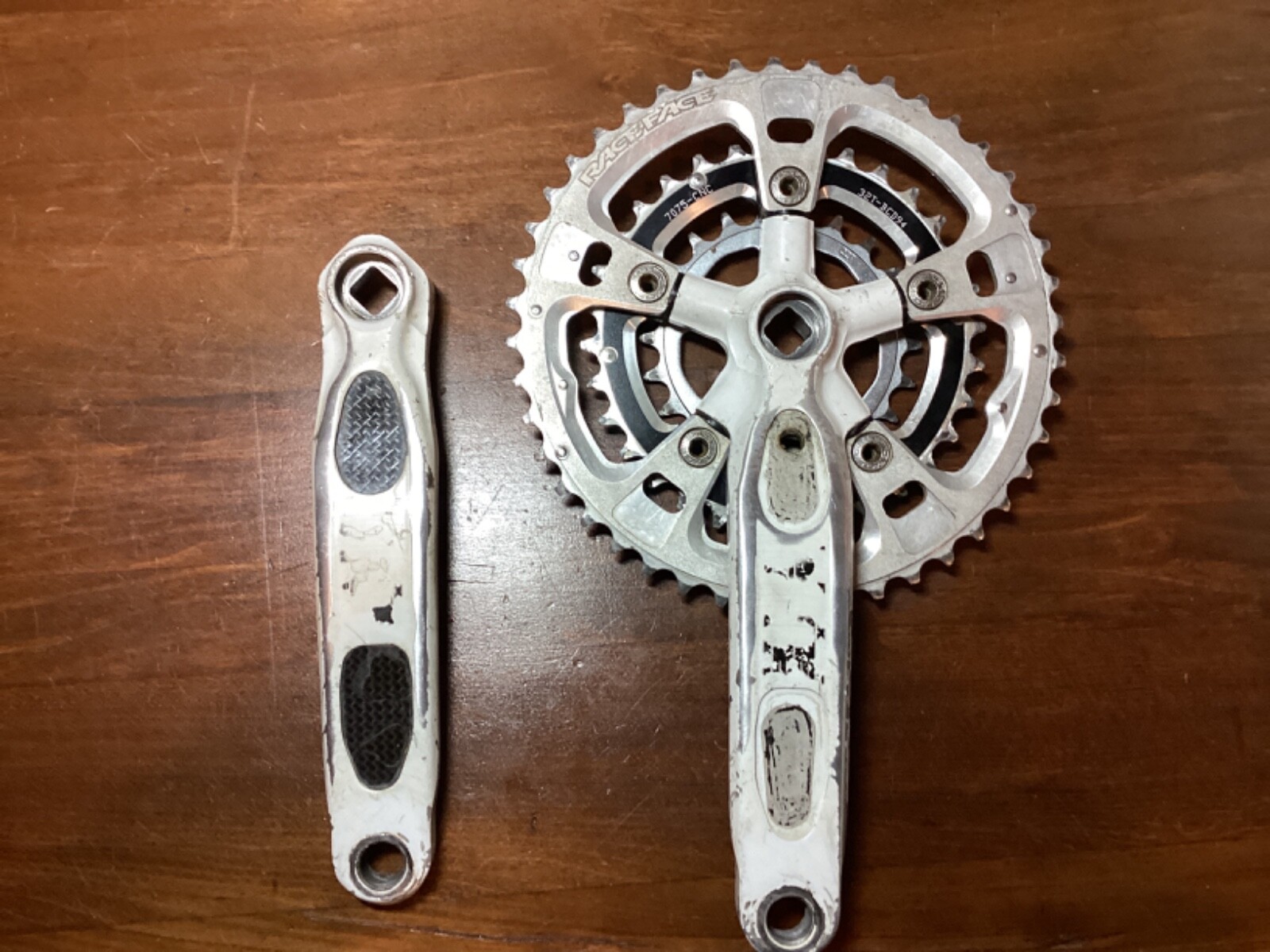 Raceface Turbine Carbon Crankset Canada 22/32/44 175mm Square Taper Merlin Ibis