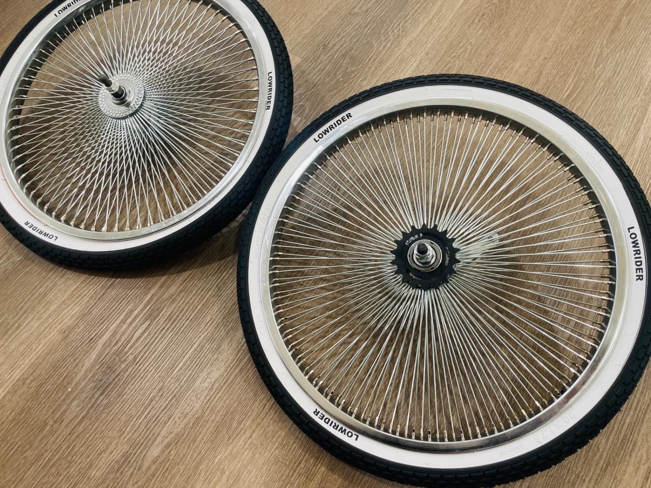 20″ Lowrider Logo Bicycle Dayton Chrome Wheels & White Walls 140 Spoke Wheel Set